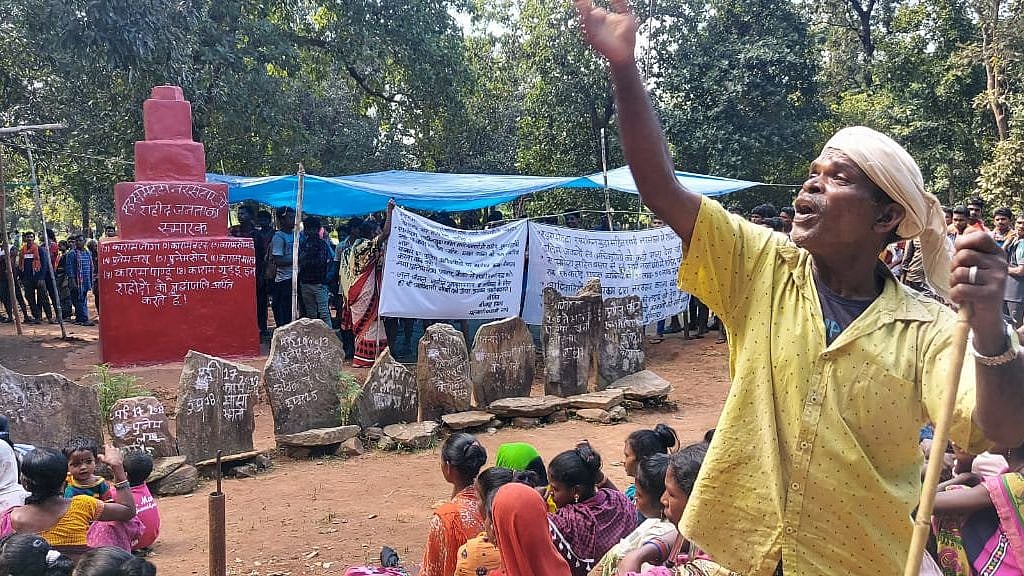 <div class="paragraphs"><p>7 Tribals and a security personnel were killed in the Edesmetta village of Bijapur district, Chhattisgarh.</p></div>