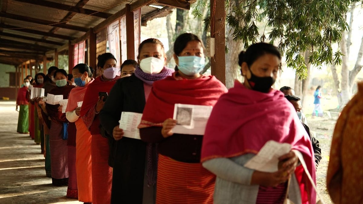 <div class="paragraphs"><p>The second phase of the Manipur Assembly elections began at 7 am on Saturday, 5 March.</p></div>