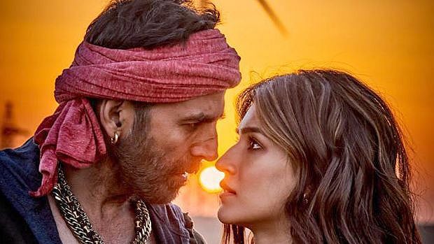 <div class="paragraphs"><p>Akshay Kumar and Kriti Sanon in <em>Bachchhan Paandey</em> poster.</p></div>