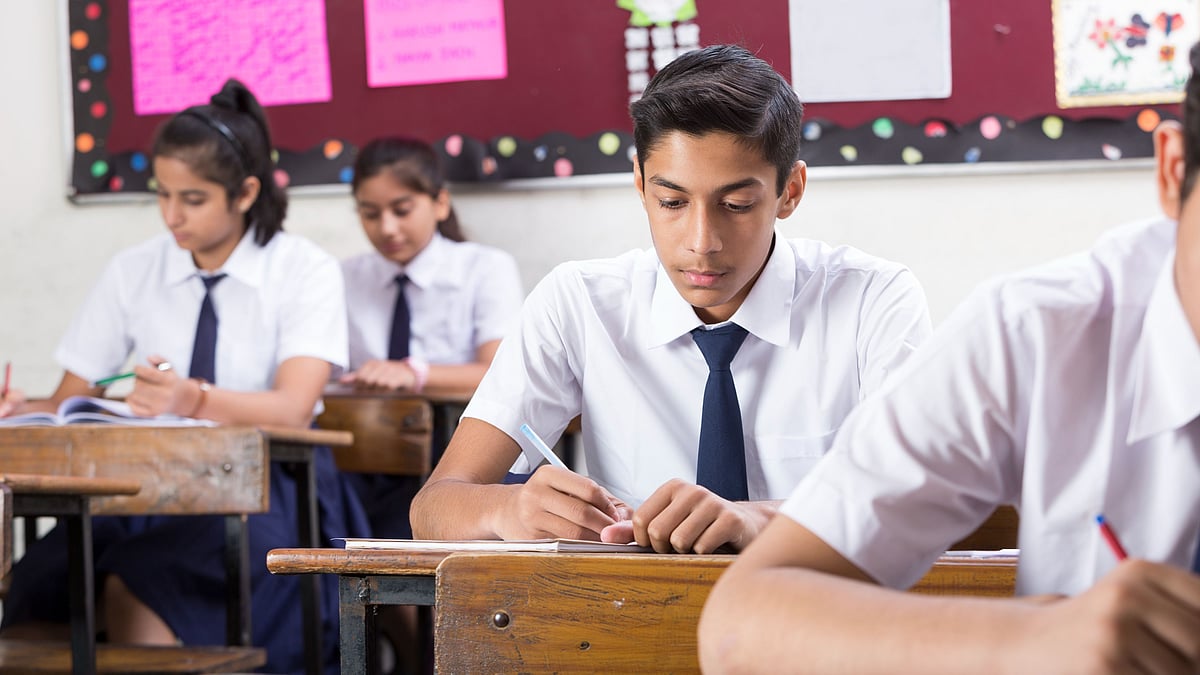 <div class="paragraphs"><p>Maharashtra HSC 12th Exam 2022 is divided in two shifts.</p></div>