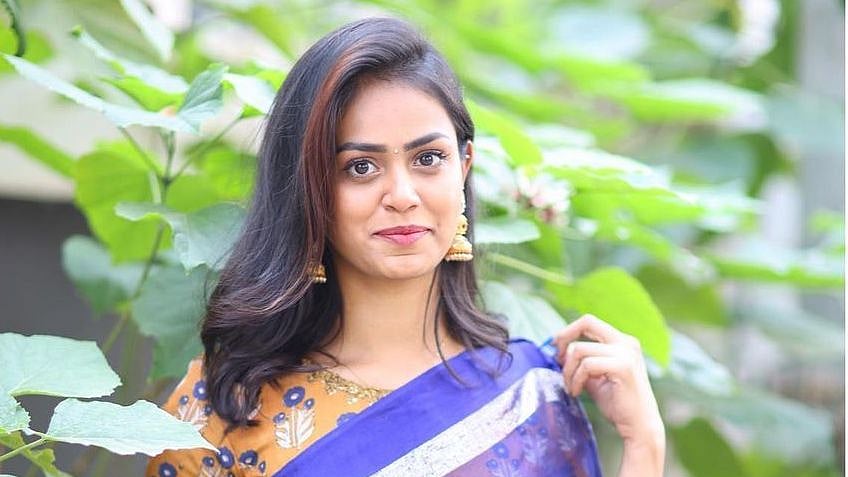 <div class="paragraphs"><p>Actor and YouTuber Gayathri has passed away.</p></div>