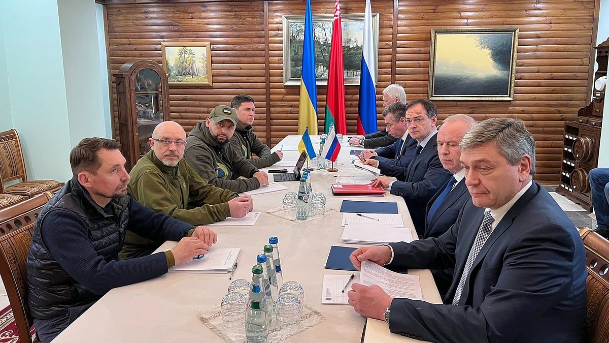<div class="paragraphs"><p>The first round of talks had taken place on 28 February, and the second round on 3 March.</p></div>