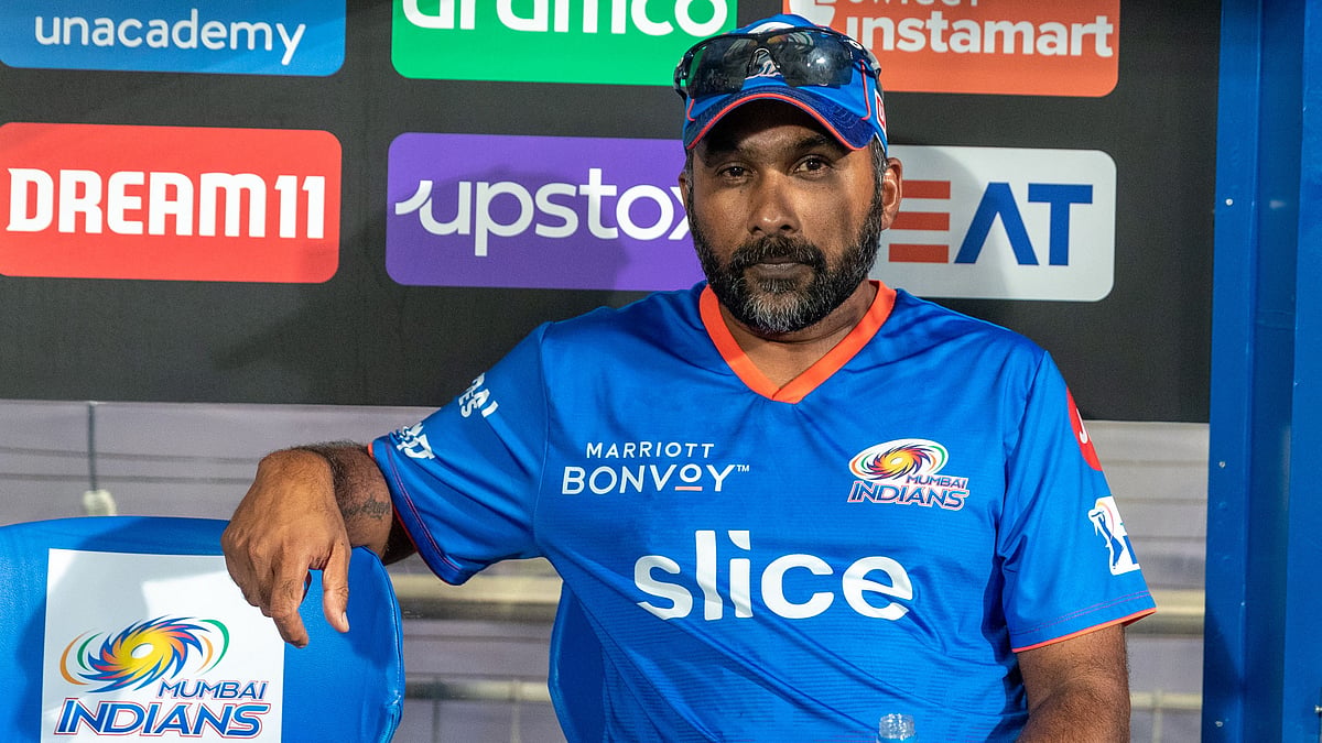 <div class="paragraphs"><p>Mumbai Indians coach Mahela Jayawardene watches on from the dugout.&nbsp;</p></div>