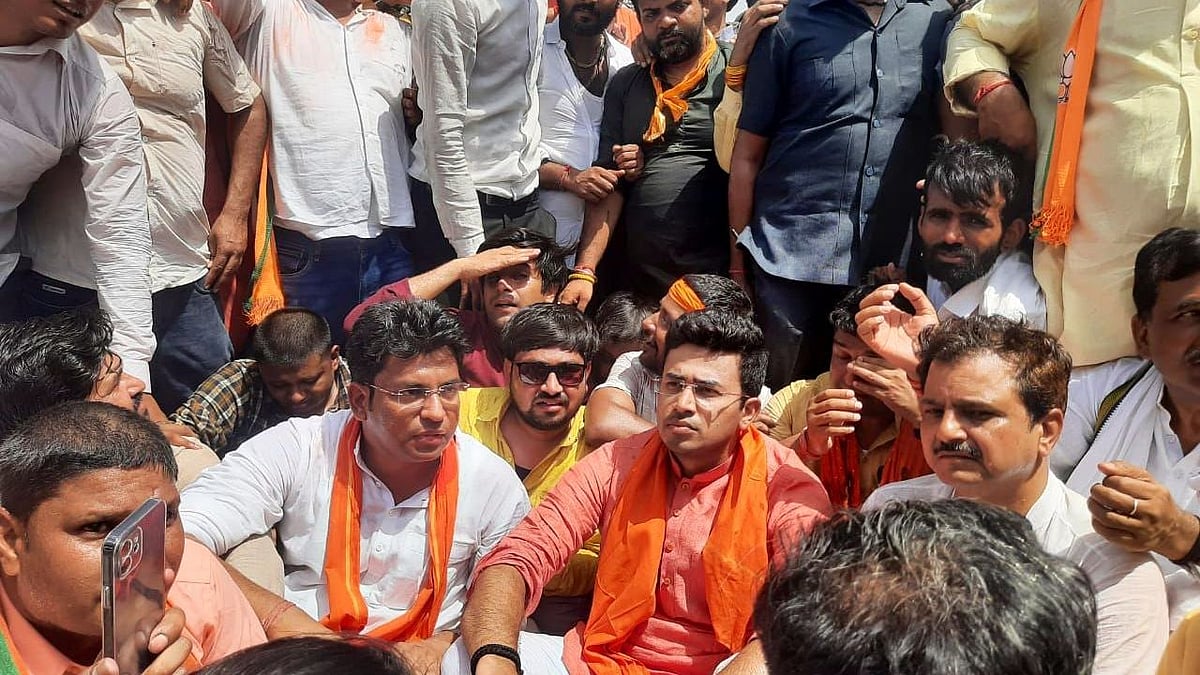 <div class="paragraphs"><p>A Bharatiya Janata Party (BJP) delegation, led by party MP Tejasvi Surya, on Wednesday, 13 April, protested against Rajasthan Chief Minister Ashok Gehlot after not being allowed to visit Karauli.</p></div>