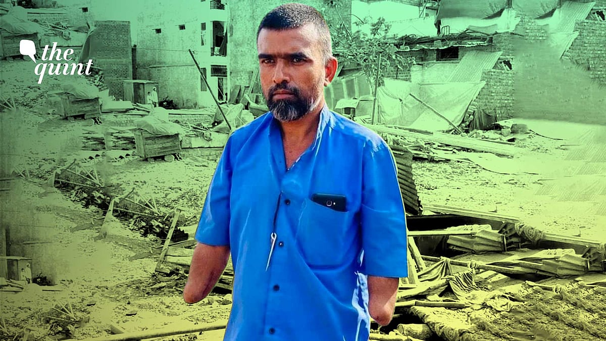 <div class="paragraphs"><p>Wasim Sheikh's shop was demolished by district administration on 11 April after Khargone riots. </p></div>