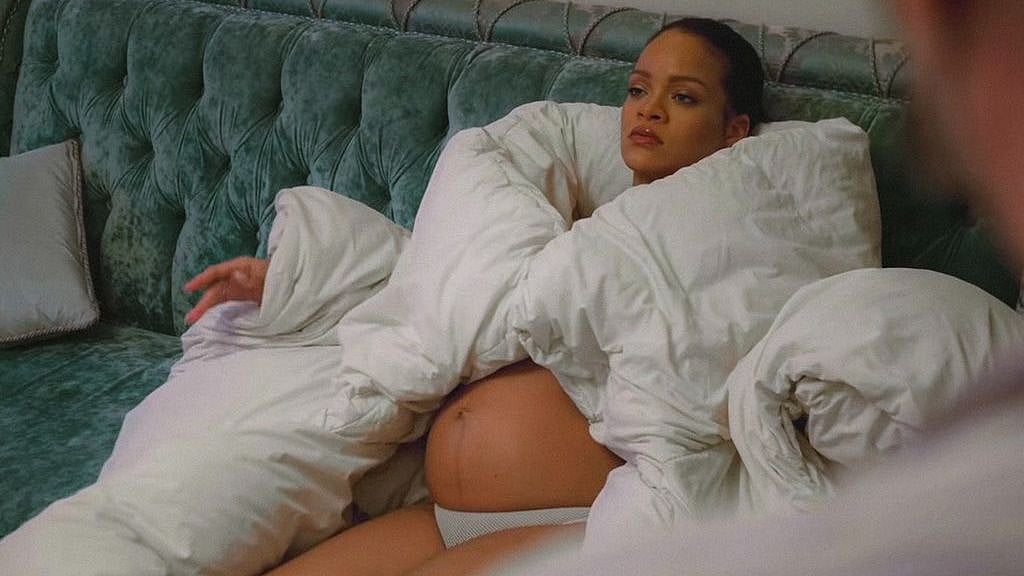 <div class="paragraphs"><p>Rihanna reveals if her pregnancy with&nbsp;A$AP Rocky was planned or not.</p></div>