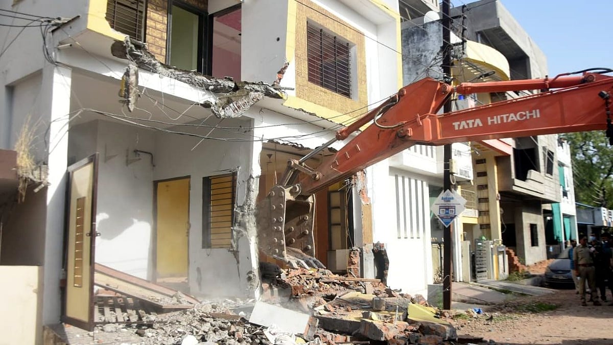 <div class="paragraphs"><p>Ratlam Collector said in a statement that the illegal constructions were in violation of the rules and provisions of the Municipal Corporation.</p></div>