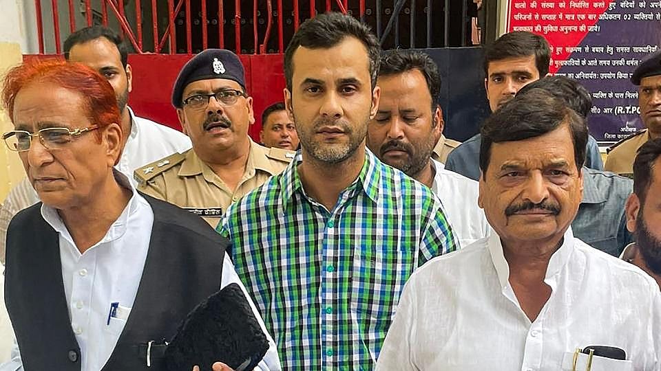 <div class="paragraphs"><p>Samajwadi Party leader Azam Khan was released from Sitapur district jail on Friday, 20 May, in a matter concerning Kotwali Police Station in Rampur.</p></div>