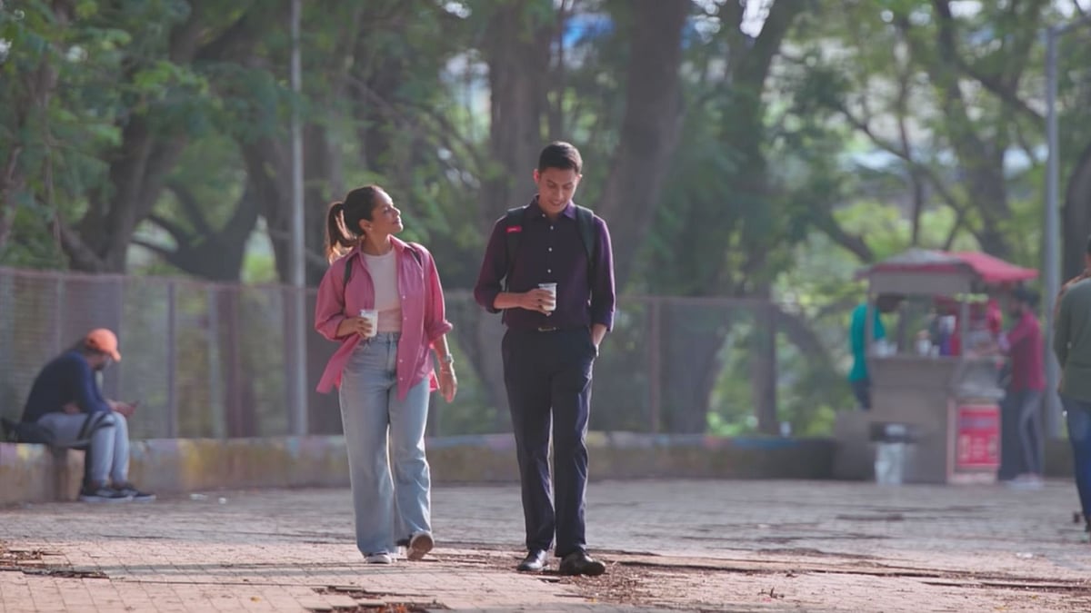 <div class="paragraphs"><p>Masaba Gupta and Ritwik Bhowmik in<em>' Modern Love Mumbai'</em></p></div>