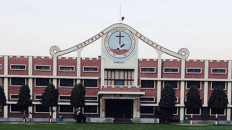 <div class="paragraphs"><p>Parents alleged that their children were locked inside a room for over four hours over non-payment of fees.</p></div>