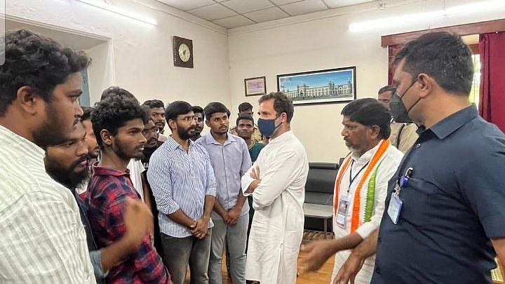<div class="paragraphs"><p>Congress leader Rahul Gandhi at Hyderabad prison with NSUI leaders arrested last week.</p></div>