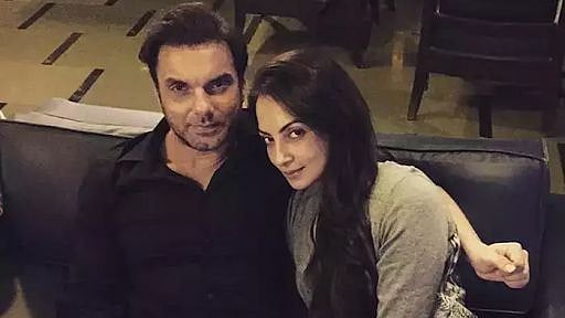 <div class="paragraphs"><p>Sohail and Seema Khan</p></div>