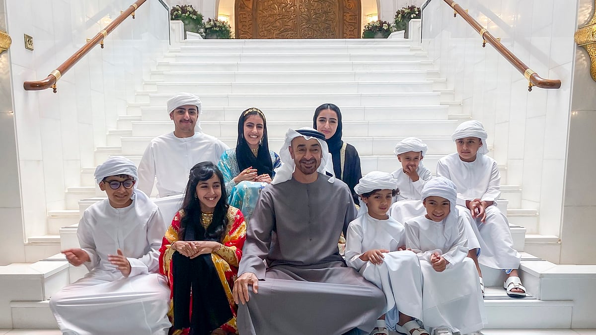 <div class="paragraphs"><p>UAE President Sheikh Mohamed bin Zayed Al Nahyan with his family.</p></div>