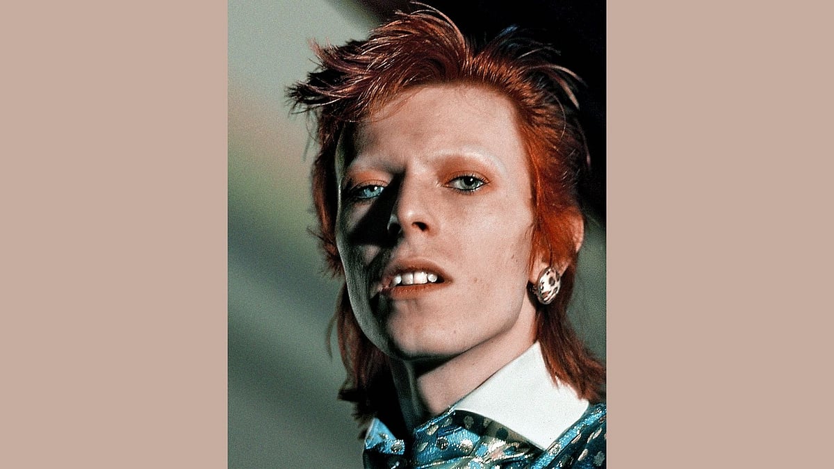 <div class="paragraphs"><p>David Bowie.</p></div>