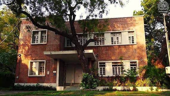 <div class="paragraphs"><p>Faculty of Fine Arts, MSU.</p></div>
