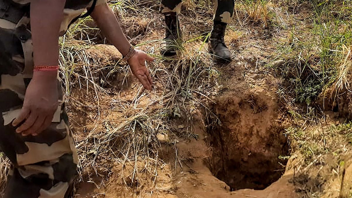 <div class="paragraphs"><p>A cross-border tunnel was detected along the Indo-Pakistan border in Jammu and Kashmir's Samba district by the Border Security Force (BSF) on Wednesday, 4 May. </p></div>