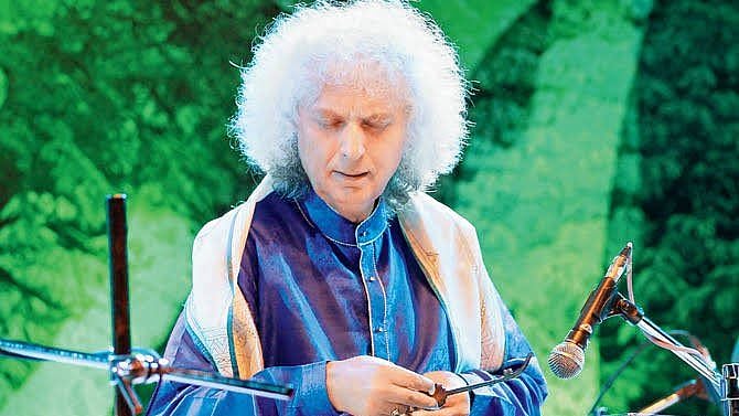 <div class="paragraphs"><p>Pandit Shivkumar Sharma passed away at the age of 84.</p></div>