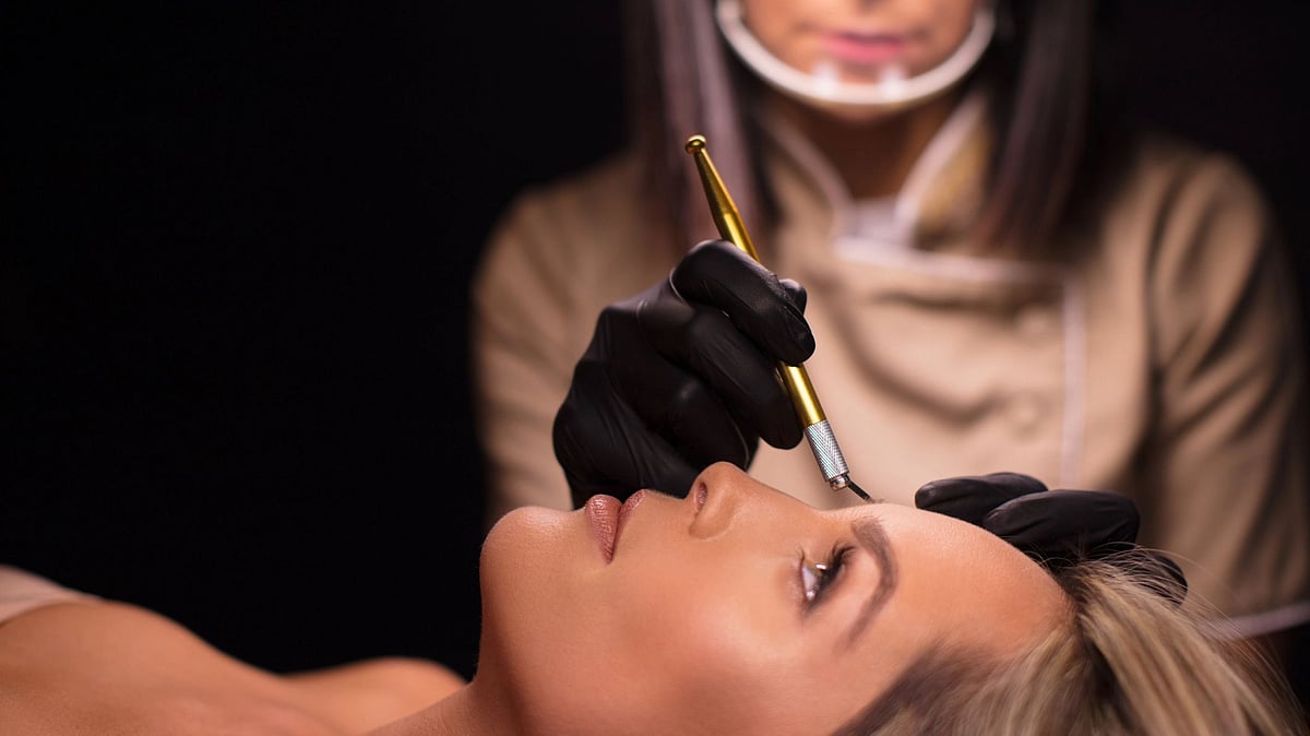 <div class="paragraphs"><p>Pros and cons of microblading: Should you go for it? </p></div>