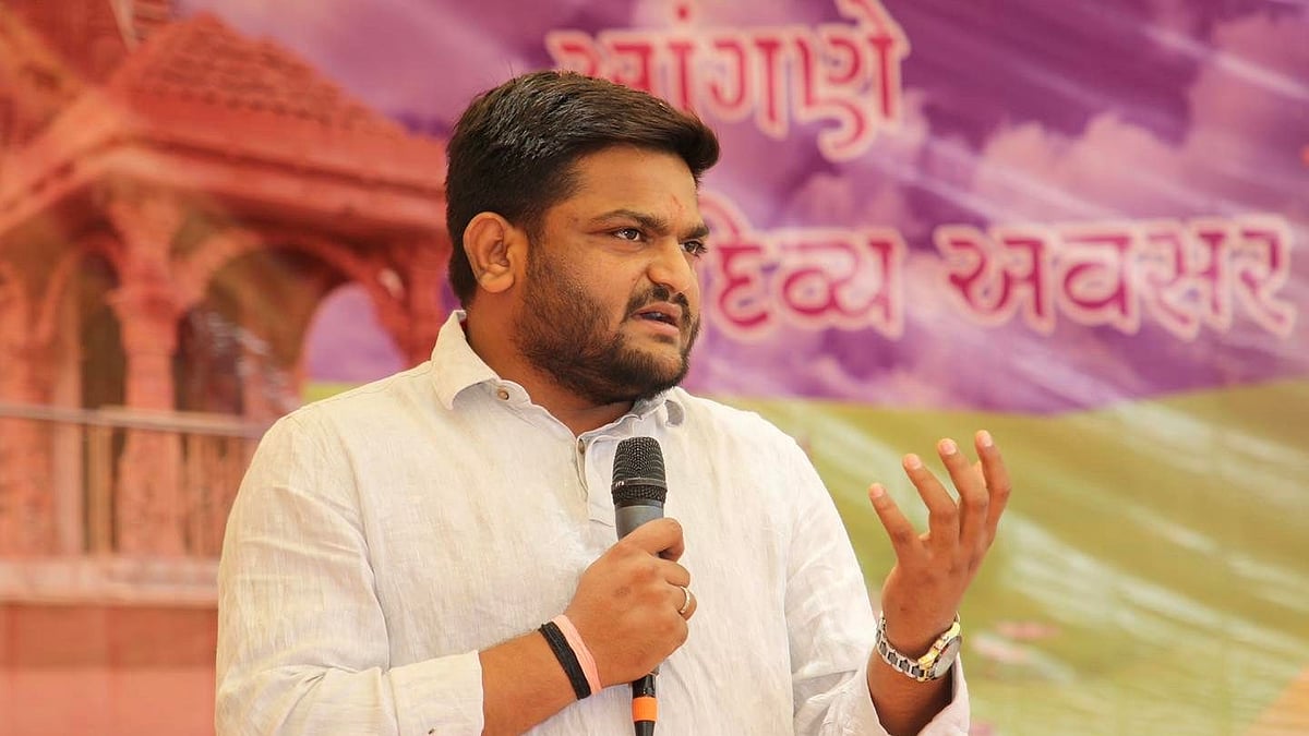 <div class="paragraphs"><p>Hardik Patel.</p></div>
