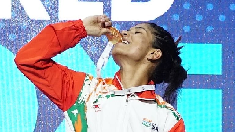 <div class="paragraphs"><p>Nikhat Zareen with her gold medal from the 2022 Boxing World Championships. </p></div>