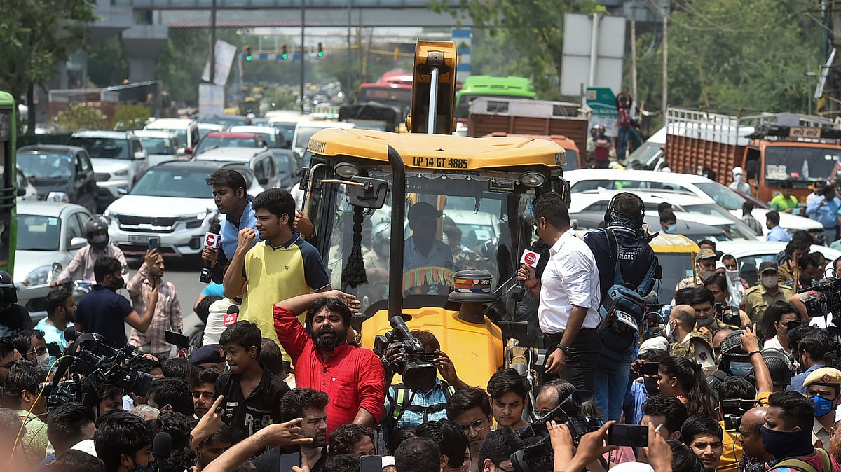 <div class="paragraphs"><p>A <a href="https://www.thequint.com/news/india/south-delhi-municipal-corporations-anti-encroachment-drive-shaheen-bagh-okhla-areas#read-more">demolition drive</a> scheduled for Monday, 9 May, at Delhi's Shaheen Bagh was not conducted after protests broke out in the area. Shaheen Bagh was the epicentre of anti-Citizenship (Amendment) Act <a href="https://www.thequint.com/topic/anti-caa-protest">(CAA) protests</a> in 2019-20.</p></div>