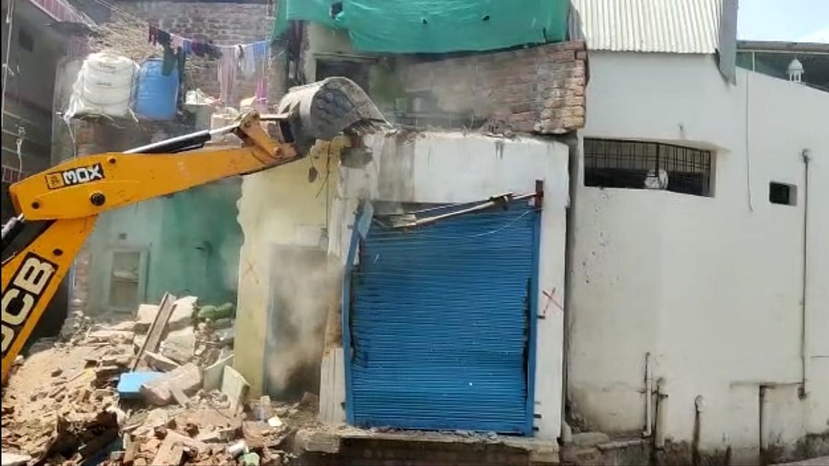 <div class="paragraphs"><p>48 houses were razed down in MP's Rajgarh district following attacks on Dalit wedding processions. </p></div>