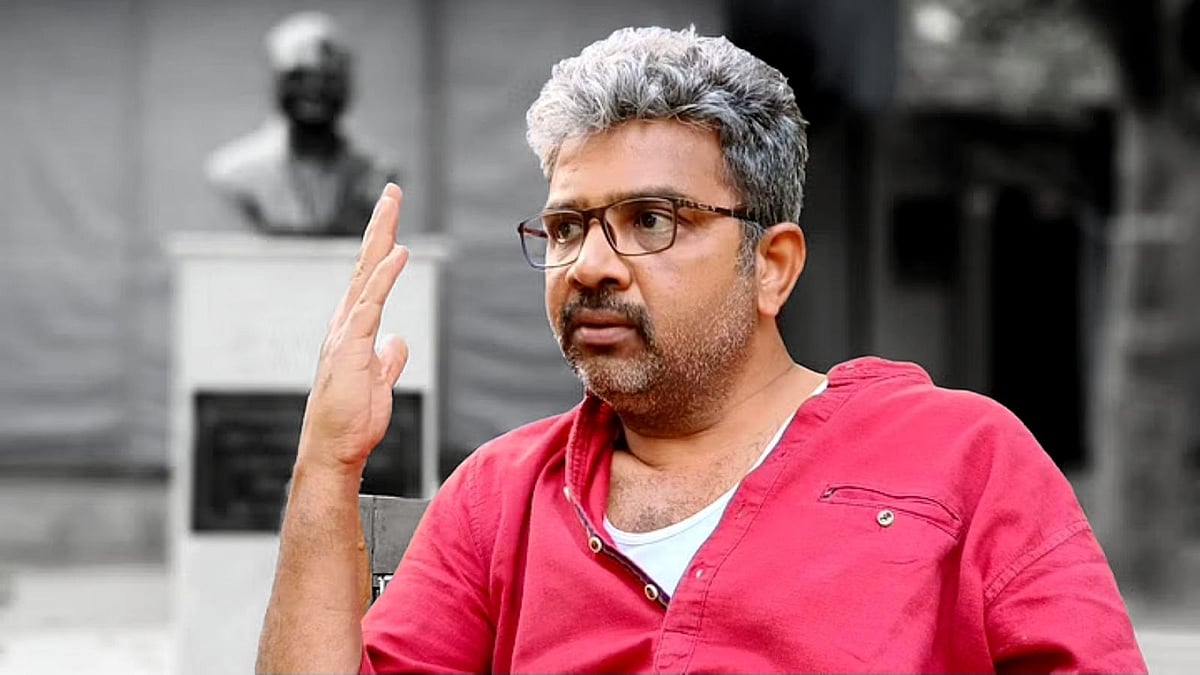 <div class="paragraphs"><p>Professor Ratan Lal, 50-year-old Delhi University (DU) professor, was arrested in connection with an objectionable social media post.</p></div>