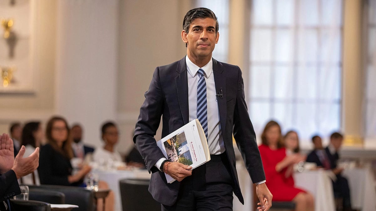<div class="paragraphs"><p>Former Chancellor of the Exchequer <a href="https://www.thequint.com/us-nri-news/who-is-rishi-sunak-indian-origin-mp-quit-uk-pm-right-hand-man">Rishi Sunak</a> launched a bid to become the next leader of the Conservative party and prime minister of the UK.</p></div>