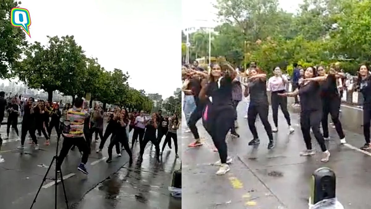 <div class="paragraphs"><p>Mumbaikars dance on 'In da Getto' at Nariman Point. </p></div>