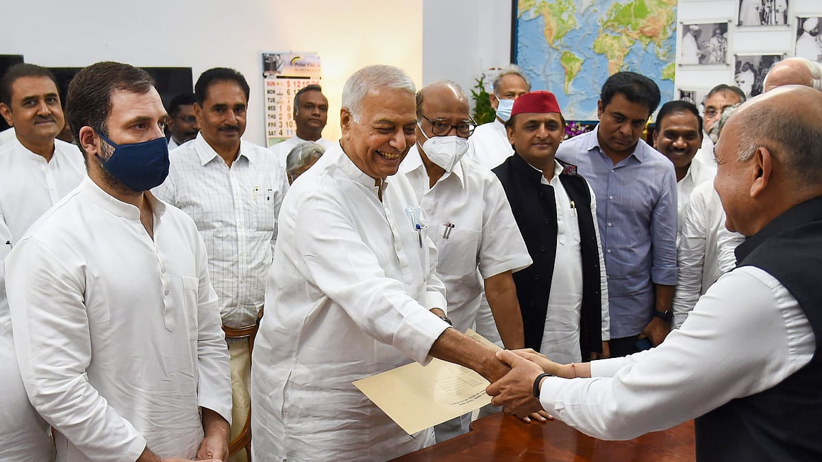 <div class="paragraphs"><p>The Opposition's presidential candidate <a href="https://www.thequint.com/news/politics/presidential-elections-opposition-yashwant-sinha-murmu-tribals-bjp">Yashwant Sinha</a> filed his <a href="https://www.thequint.com/voices/opinion/the-droupadi-murmu-masterstroke-how-bjp-manages-three-gains-with-one-action-presidential-candidate-yashwant-sinha">nomination</a> for the <a href="https://www.thequint.com/voices/opinion/the-droupadi-murmu-masterstroke-how-bjp-manages-three-gains-with-one-action-presidential-candidate-yashwant-sinha#read-more">upcoming election</a> on Monday, 27 June.</p></div>