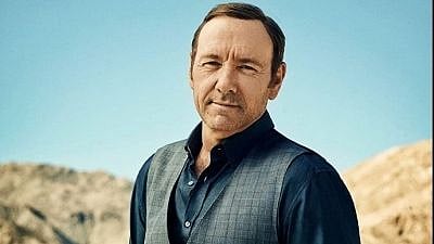 <div class="paragraphs"><p>Kevin Spacey</p></div>