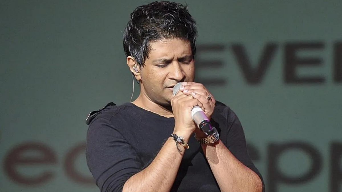<div class="paragraphs"><p>KK passed away at the age of 53 in Kolkata.</p></div>