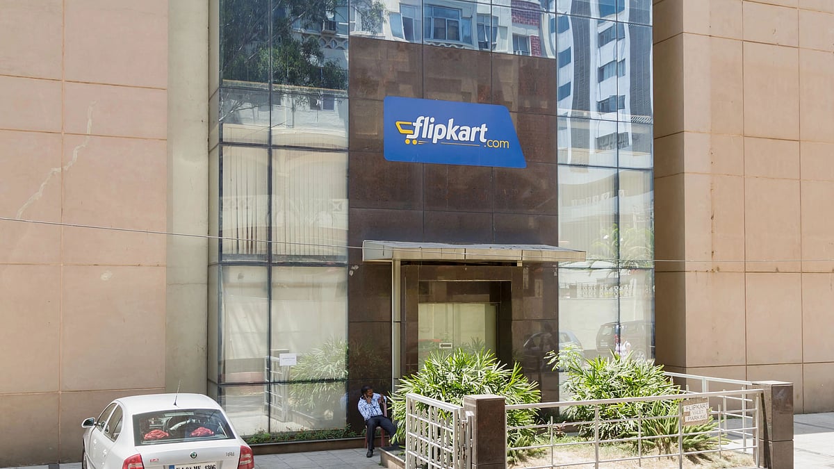 <div class="paragraphs"><p>Flipkart Big Bachat Dhamaal Sale July 2022 is from 1 July to 3 July 2022.</p></div>