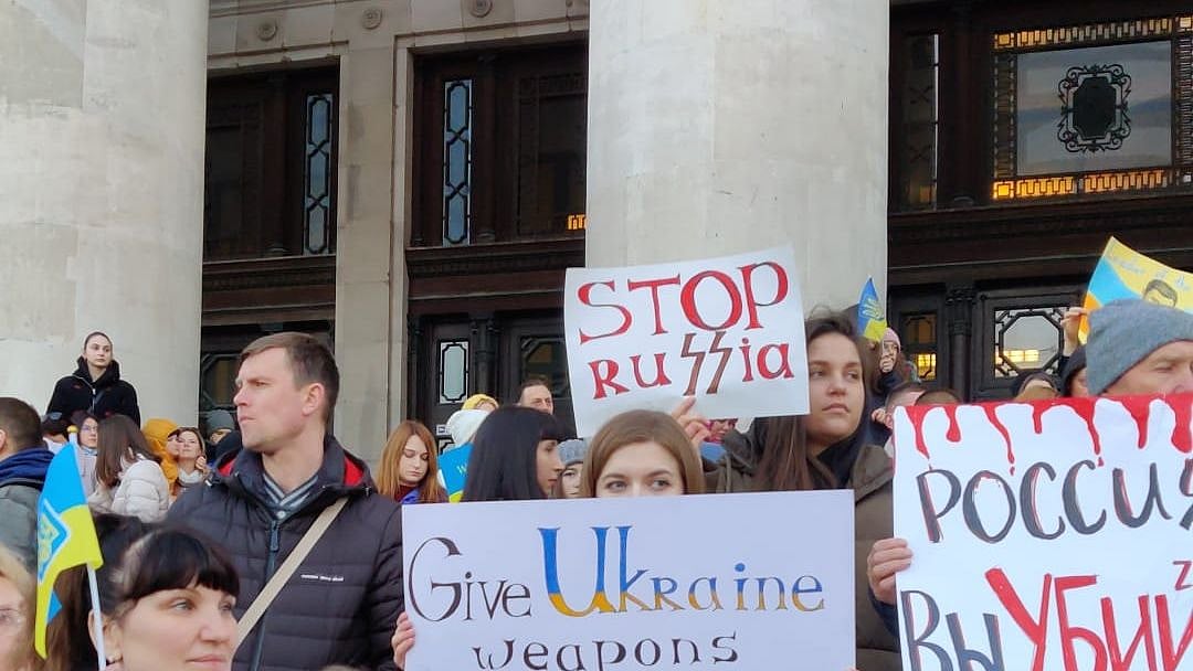 <div class="paragraphs"><p> Pro-Ukraine protesters in front of the Palace of Culture and Science in Poland.&nbsp;Image used for representation only.</p></div>