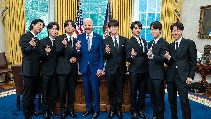 <div class="paragraphs"><p>BTS with President Joe Biden</p></div>