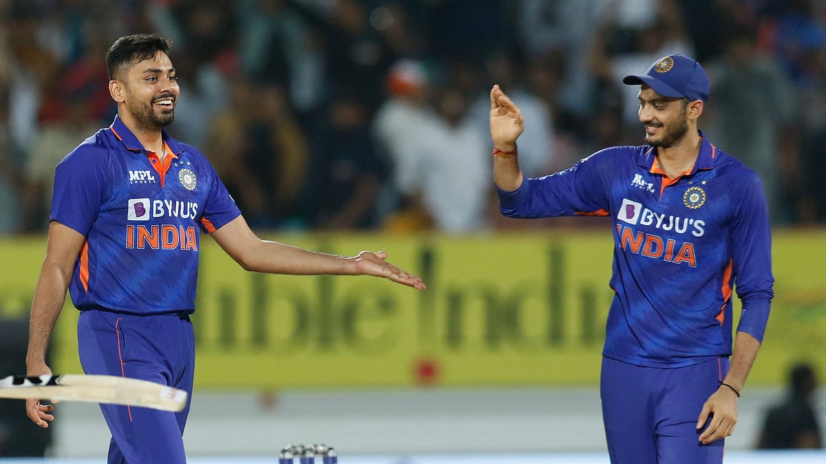 <div class="paragraphs"><p>Avesh Khan ran through the South African batting on Friday</p></div>