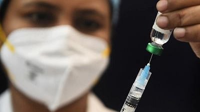 <div class="paragraphs"><p>Biological E Limited on Saturday, 4 June, announced that its <a href="https://www.thequint.com/news/india/women-india-workforce-fell-covid-19-pandemic-rural-urban-india-marriage-narendra-modi-government-income-gap-unemployment">COVID-19</a> <a href="https://www.thequint.com/news/india/pfizer-covid-vaccine-very-effective-in-young-children-shows-data">vaccine</a> Corbevax has been approved by the Drug Controller General of India (DCGI) as a heterologous booster dose. Image used for representation.</p></div>