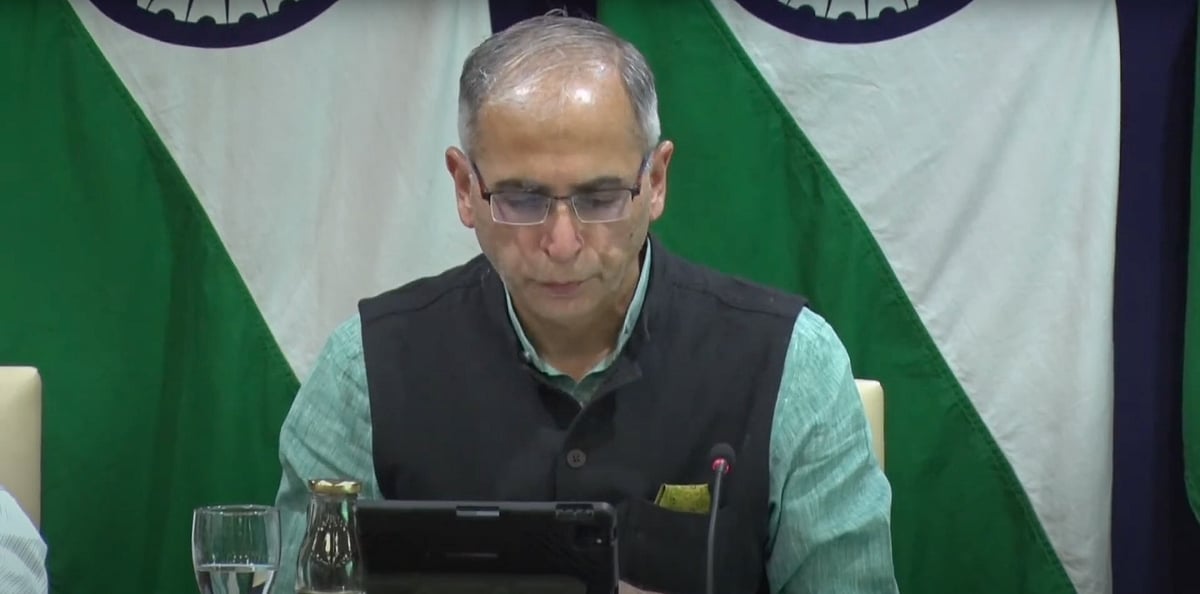 <div class="paragraphs"><p>Foreign Secretary Vinay Kwatra said that India's trading arrangements for crude oil procurement are based on national energy security consideration.</p></div>