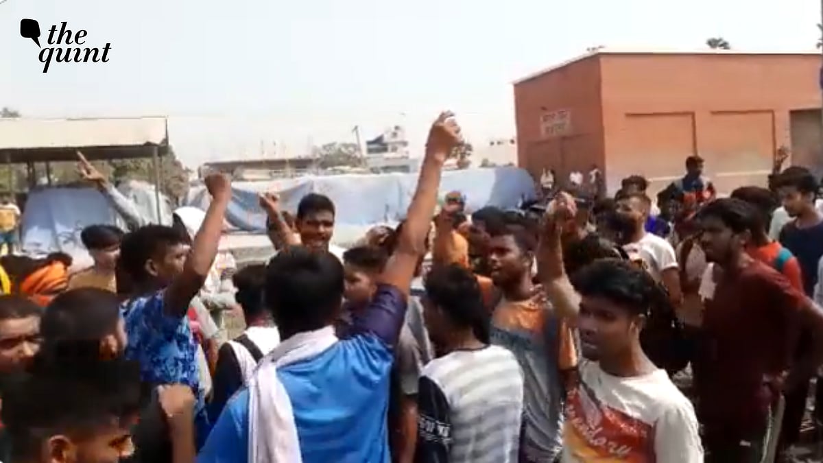 <div class="paragraphs"><p>Protests broke out in Bihar over the Agnipath Scheme.</p></div>