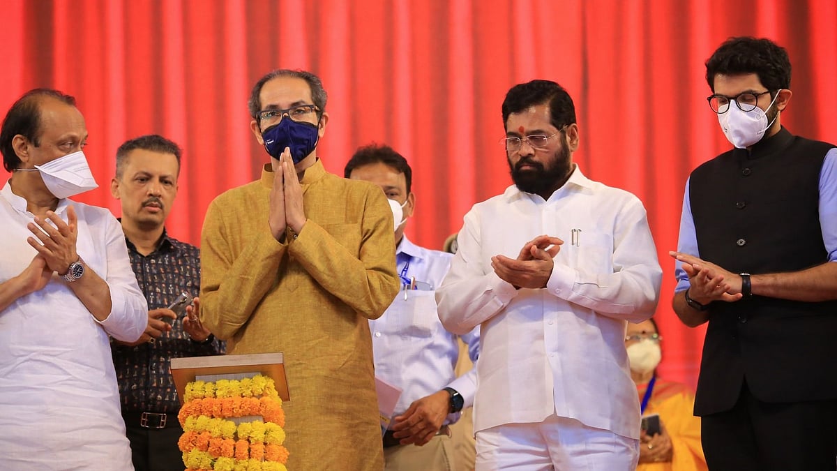 <div class="paragraphs"><p>File Photo of Uddhav Thackeray and Eknath Shinde</p></div>
