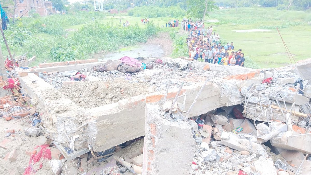 <div class="paragraphs"><p>The firecracker explosion brought down the entire three-storey building in Chhapra, killing six people.</p></div>