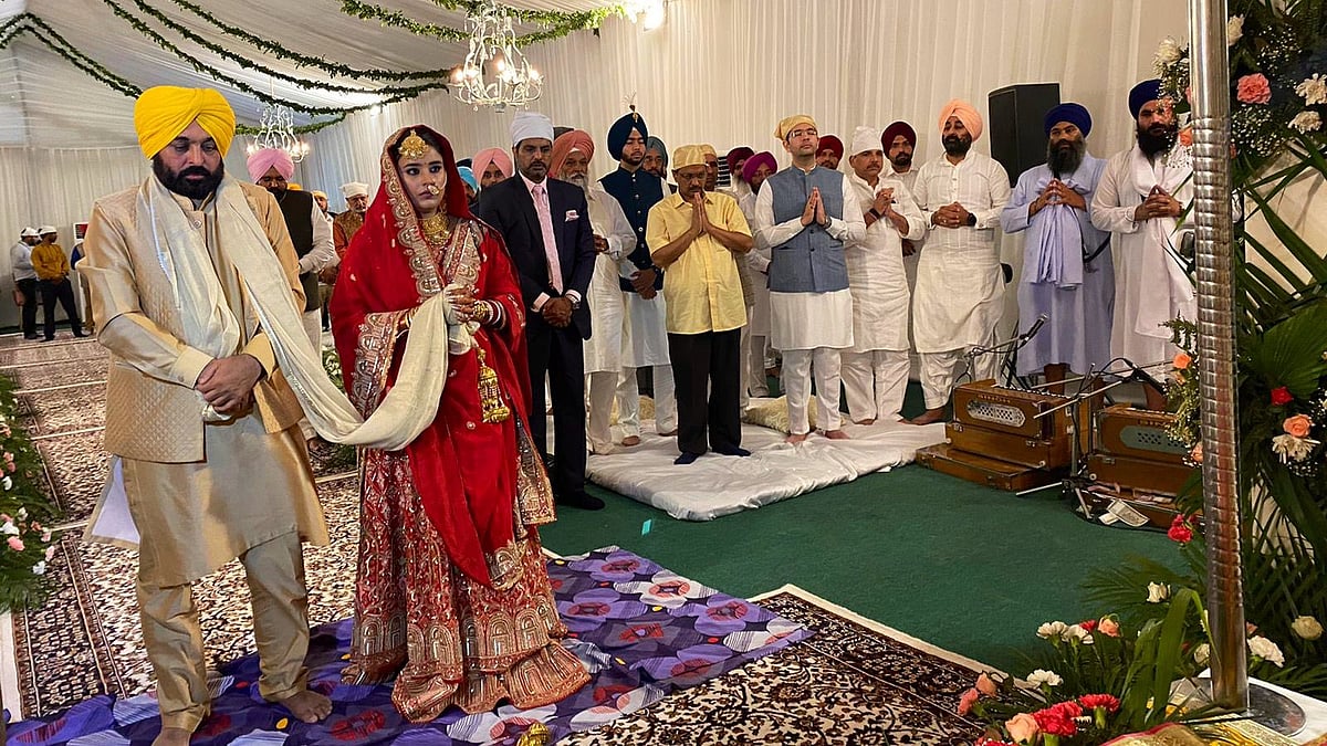 <div class="paragraphs"><p><a href="https://www.thequint.com/topic/bhagwant-mann">Punjab Chief Minister Bhagwant Mann</a> got married on Thursday, 7 July, to <a href="https://www.thequint.com/news/india/punjab-chief-minister-bhagwant-mann-wedding-who-is-dr-gurpreet-kaur-married-wife-chandigarh#read-more">Gurpreet Kaur</a>, at a private ceremony at his house later in the day in <a href="https://www.thequint.com/news/politics/punjab-cm-bhagwant-mann-moves-resolution-against-centre-decision-central-rules-chandigarh">Chandigarh</a>.</p></div>