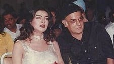 <div class="paragraphs"><p>Sushmita Sen with filmmaker Mahesh Bhatt.</p></div>