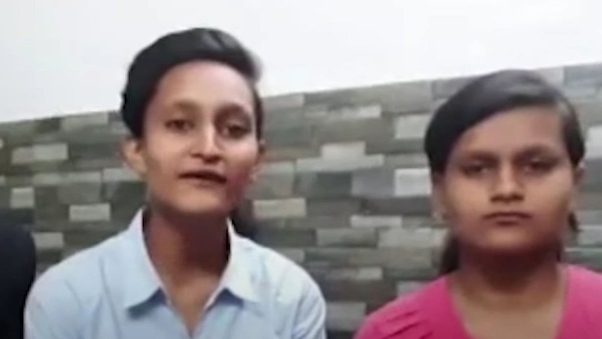 <div class="paragraphs"><p>Latika Bansal and her sister.</p></div>