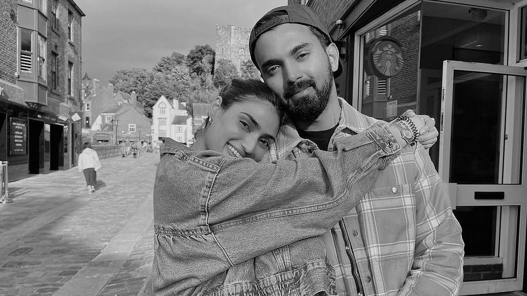 <div class="paragraphs"><p>Athiya Shetty with soon-to-be husband KL Rahul.</p></div>