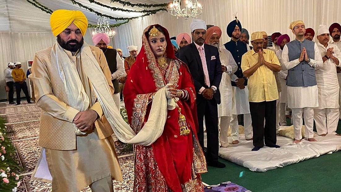 <div class="paragraphs"><p><a href="https://www.thequint.com/topic/bhagwant-mann">Punjab Chief Minister Bhagwant Mann</a> married <a href="https://www.thequint.com/news/india/punjab-chief-minister-bhagwant-mann-wedding-who-is-dr-gurpreet-kaur-married-wife-chandigarh#read-more">Gurpreet Kaur</a>, a physician by profession, at a private ceremony at his house in <a href="https://www.thequint.com/news/politics/punjab-cm-bhagwant-mann-moves-resolution-against-centre-decision-central-rules-chandigarh">Chandigarh</a> on Thursday, 7 July.</p></div>
