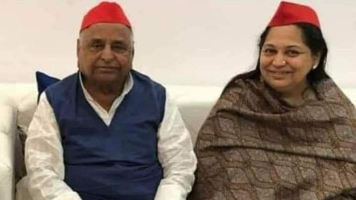 <div class="paragraphs"><p>Sadhna Gupta was married to Samajwadi Party leader Mulayam Singh Yadav.</p></div>