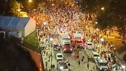 <div class="paragraphs"><p>Two police officers were shot in United States' Philadelphia on Tuesday, 5 July, as thousands of people celebrated a Fourth of July concert and fireworks show.</p></div>