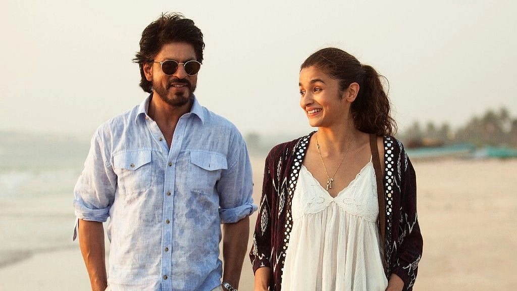 <div class="paragraphs"><p>Alia Bhatt with Shah Rukh Khan </p></div>