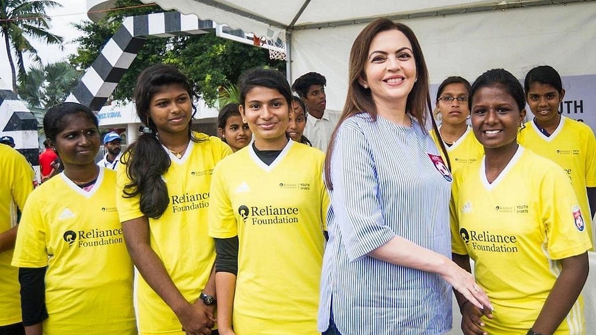 <div class="paragraphs"><p>International Olympic Committee (IOC) Member and RIL Director Nita M Ambani along with kids.&nbsp;</p></div>